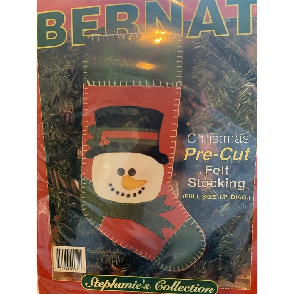 Bernat Snowman Christmas Pre-cut‎ Felt Stocking Kit Full Size 18